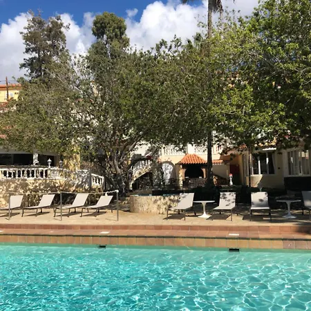 Liberty Tenerife アパートホテル アデヘ